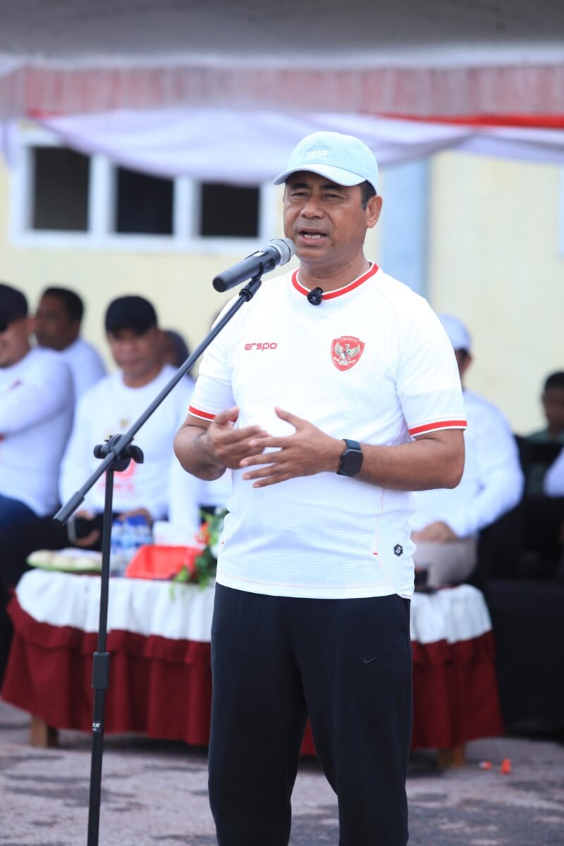 Bupati Halmahera Timur, Drs. Ubaid Yakub, MPA., (foto: Ilon Cikilon)