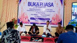 Buka Puasa Bersama Dinas Pendidikan dan para guru Wasile. Dok Istimewa
