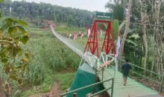 Presiden RI Resmikan 218 Jembatan Dihadiri Pejabat Utama Kodam XV/Pattimura secara Daring