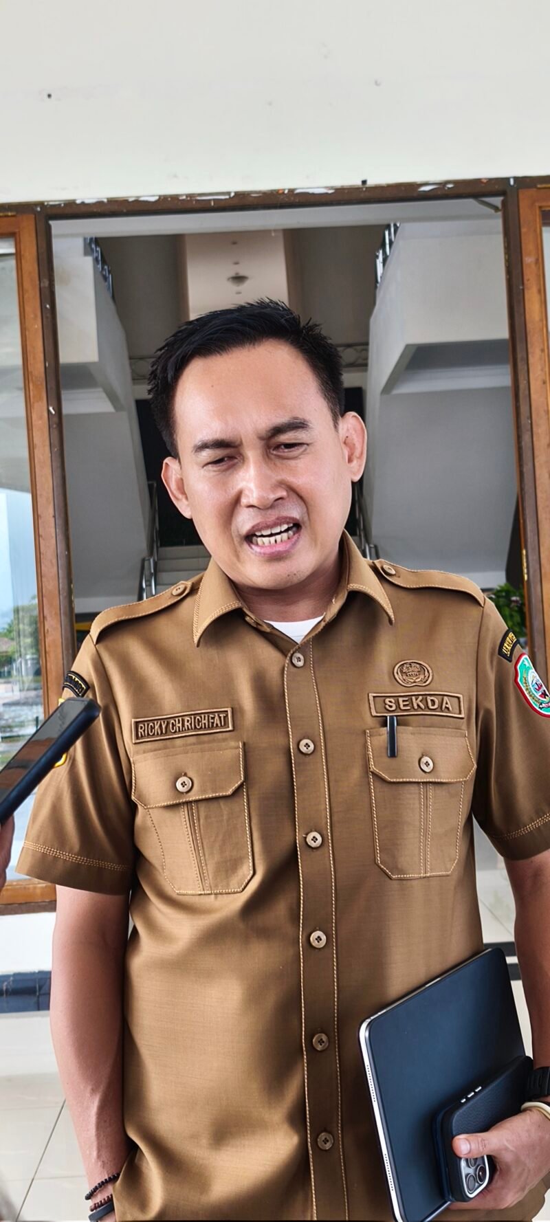 Sekda Halmahera Timur Ricky Chairul Richfat.