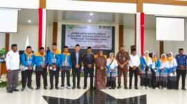 Foto Bersama 9 Jamaah Calon Haji Kabupaten Halmahera Timur Musim Haji 1447H/2026 Masehi. Foto/Tim
