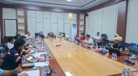 Suasana RDP antara Komisi II dan Komisi III DPRD Haltim dengan PT ANI (Foto: Amri Bessy)