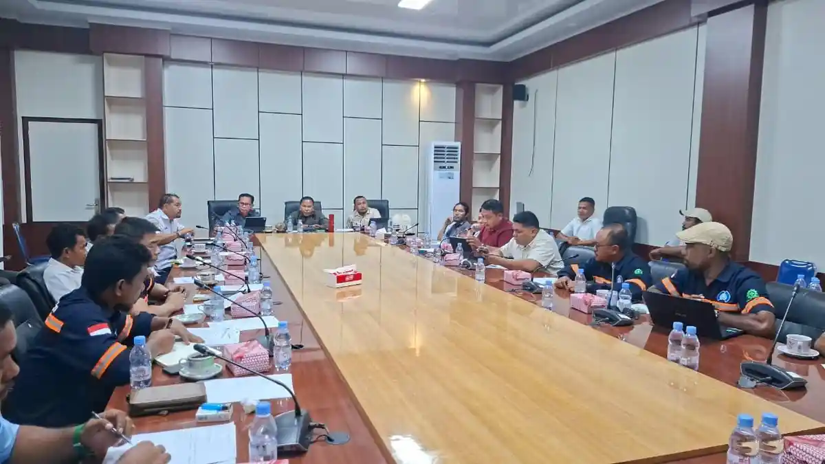 Suasana RDP antara Komisi II dan Komisi III DPRD Haltim dengan PT ANI (Foto: Amri Bessy)